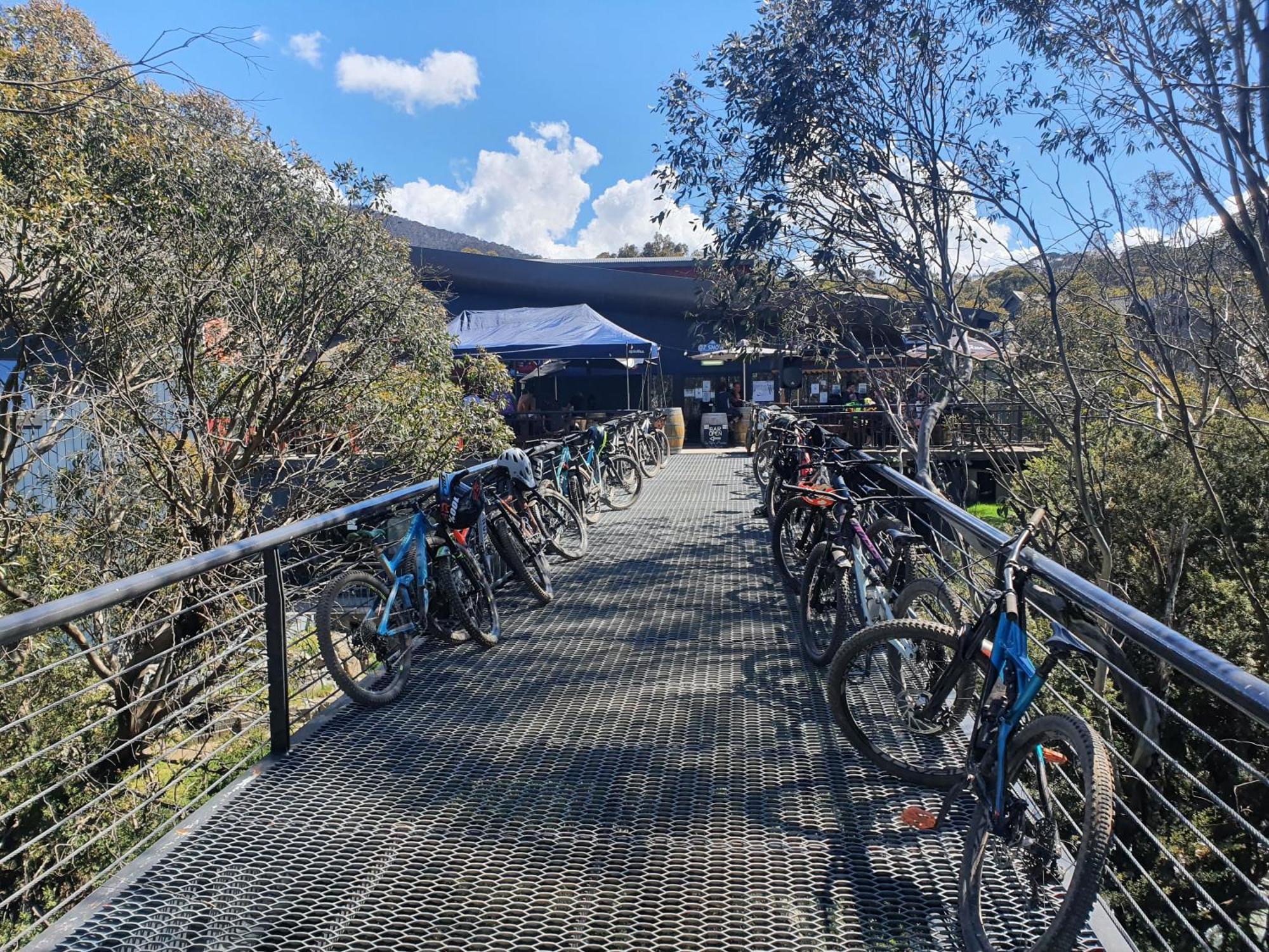 The River Inn Thredbo Exterior foto